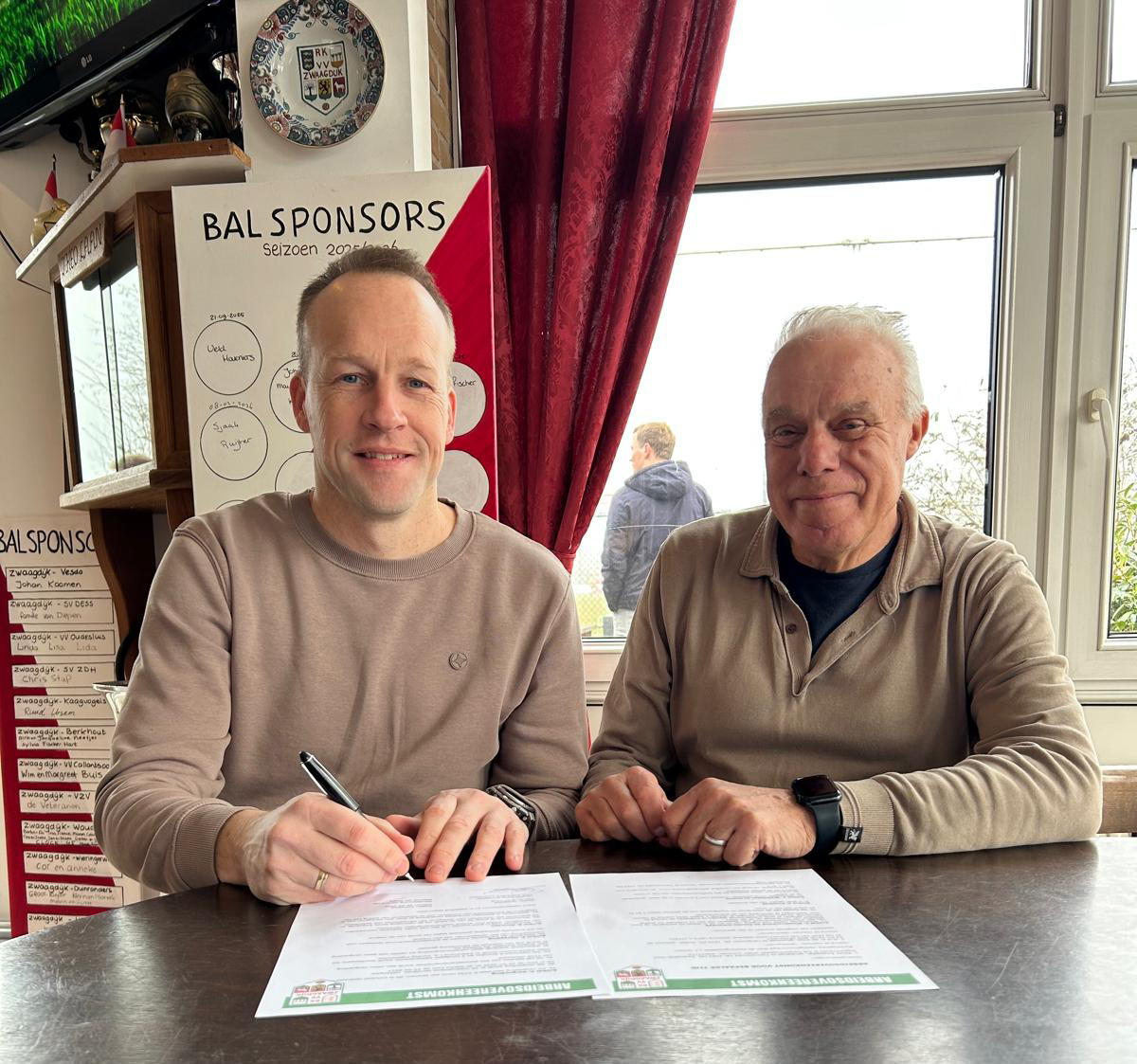 Menno blijft bij Zwaagdijk! ⚽️📝